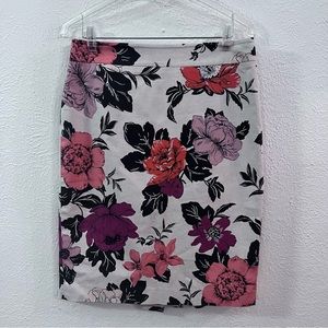 Ann Taylor poppy red w. rose pink /lavender and purple flowers. Very Beautiful